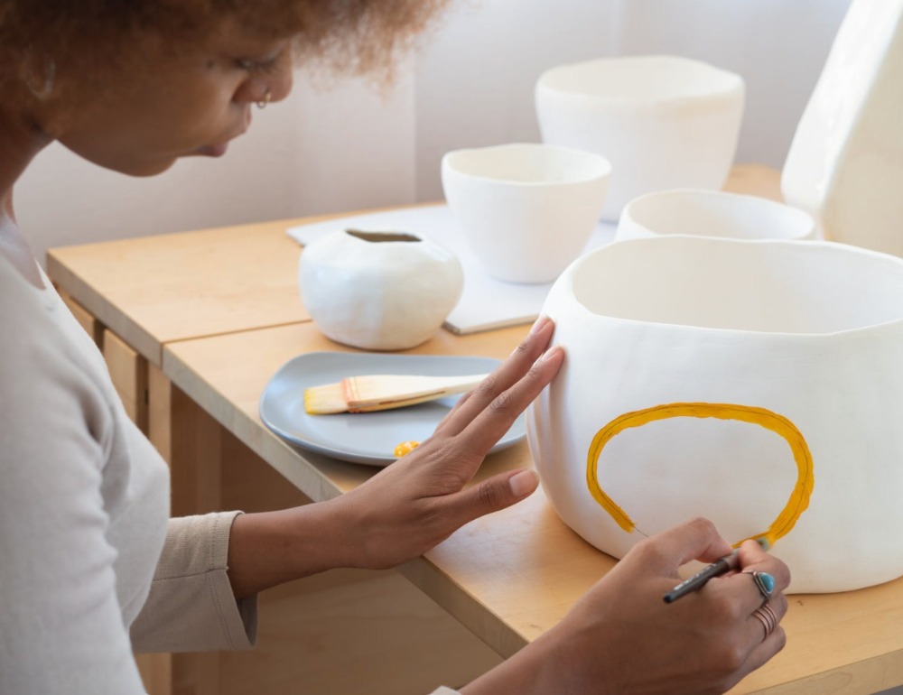 Maken porselein en aardewerk hun opwachting op jouw eettafel